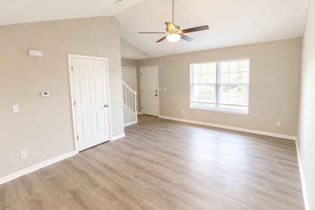 Building Photo - 1306 Godas Cir