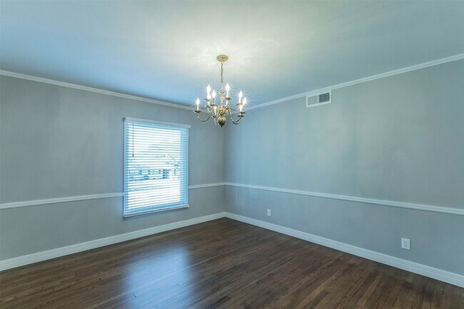 Building Photo - 6804 Springhill Rd