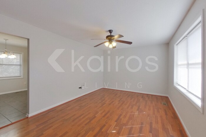 Building Photo - 3011 Walker St