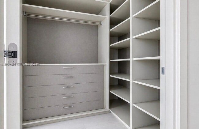 Building Photo - 1 Collins Ave