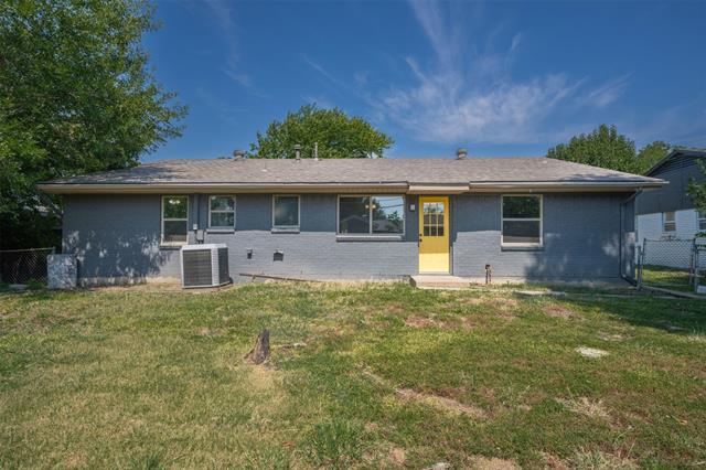 Building Photo - 2628 Belhaven Dr