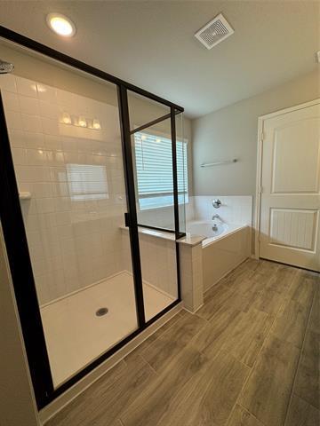 Building Photo - 6033 Seguin Ct