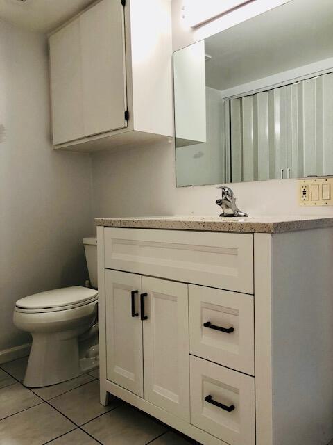 Building Photo - 4300 Hazel Ave