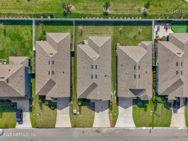 Building Photo - 42 Myrtle Oak Ct