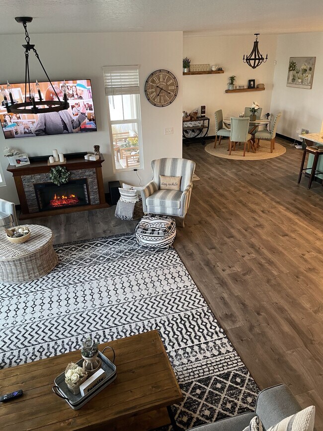 Building Photo - 11366 Sandbank Way