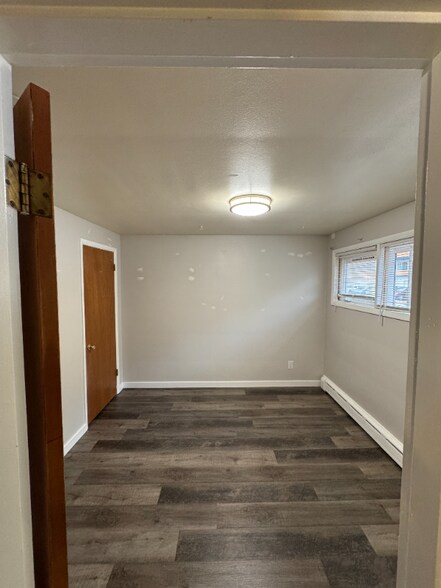 Building Photo - 4748 22nd Ave NE