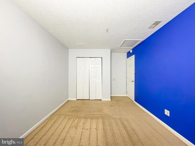 Building Photo - 4826 Buxton Cir