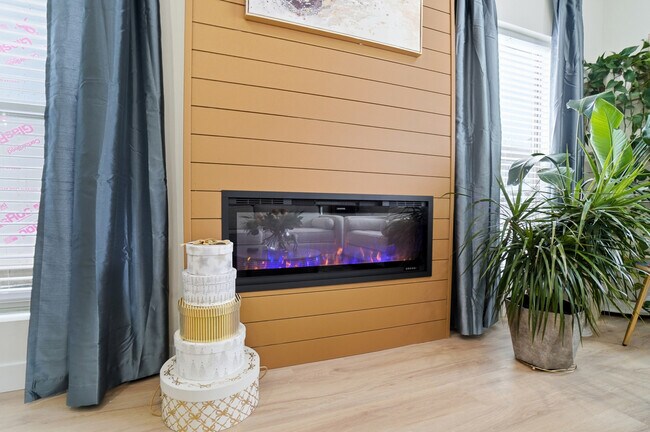 Building Photo - 408 St Clair Ave