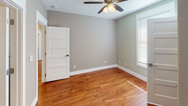 Building Photo - $1699 per Bedroom | 4BR in Fort Sanders | ...