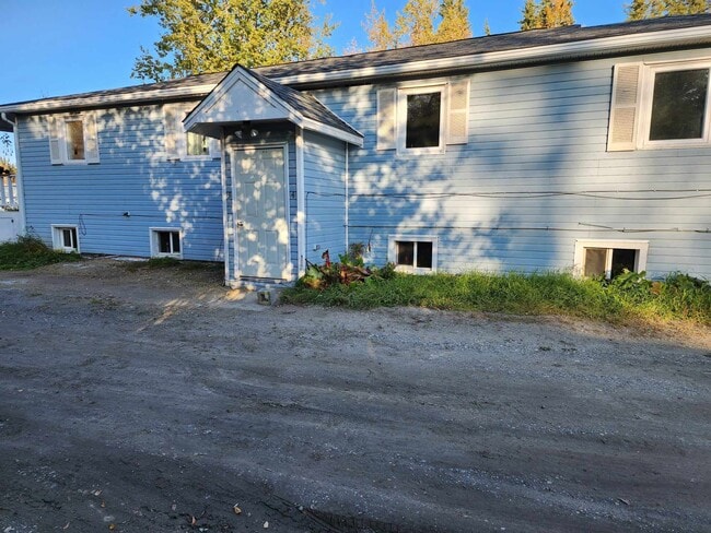 Building Photo - 2763 Mack Blvd