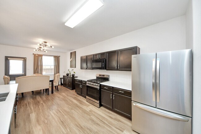Building Photo - 18611 Cooper Ravine Wy