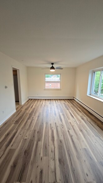 Building Photo - 515 2nd St