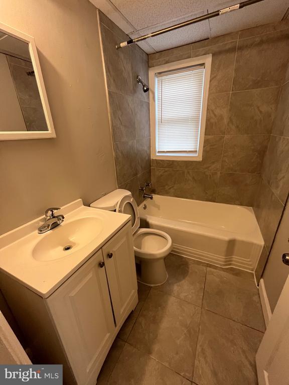 Building Photo - 5413 Belle Vista Ave