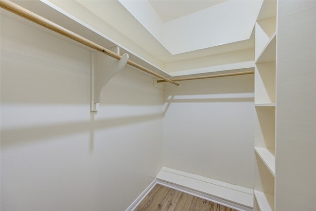 Building Photo - 12307 Rocky Knoll Dr