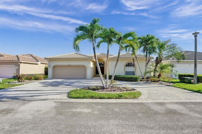 Building Photo - 5977 NW 73rd Ct