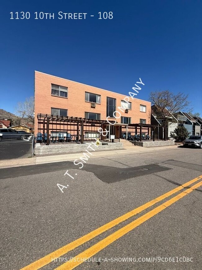 Building Photo - 1130 10th St