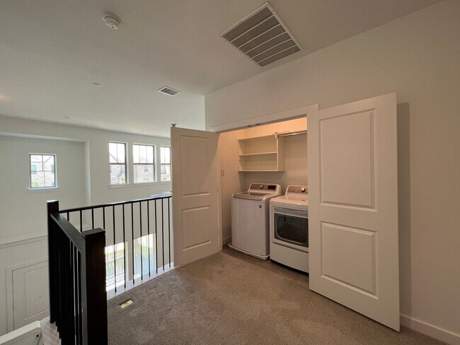 Building Photo - North Richland Hills Townhome for Rent "MO...