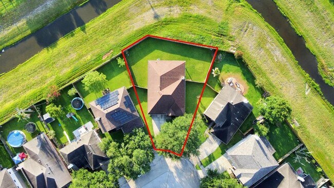 Building Photo - 333 Mammoth Springs Ln