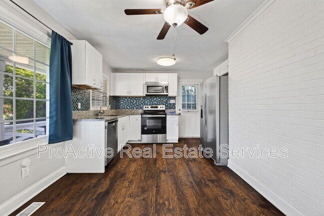 Building Photo - 1821 Gildner Rd