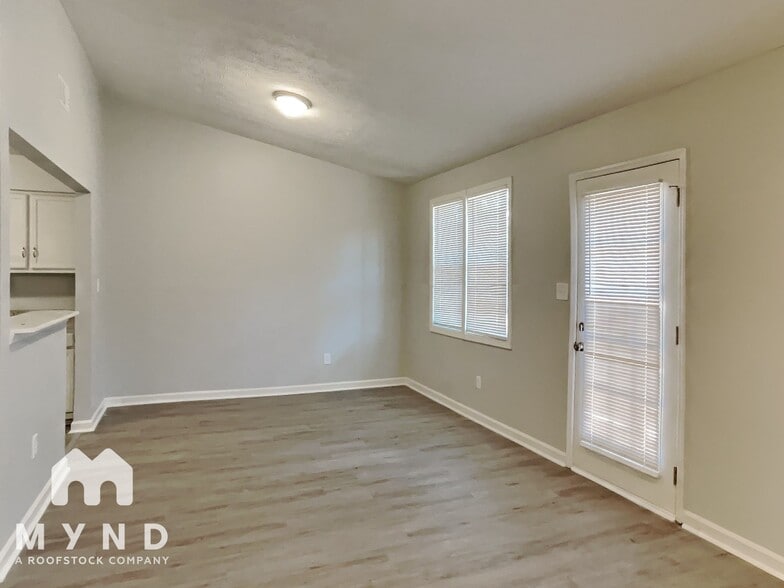 Building Photo - 9274 River Chase Way