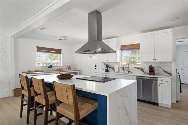 Building Photo - 905 Tarryall Dr