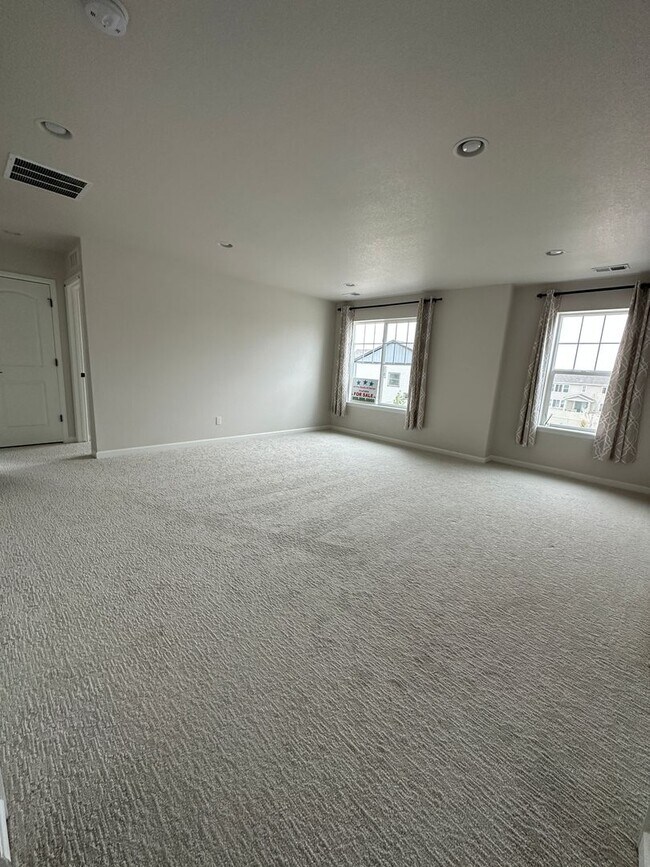 Building Photo - ---UPGRADED HOUSE---Single family house in Parker