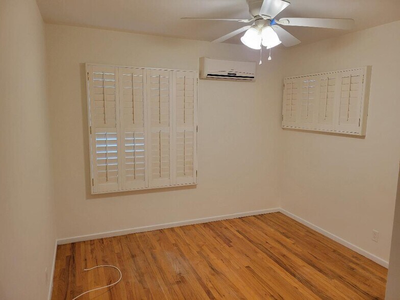 Building Photo - 20412 Londelius St