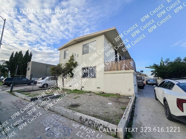 Building Photo - 233 W Imperial Hwy