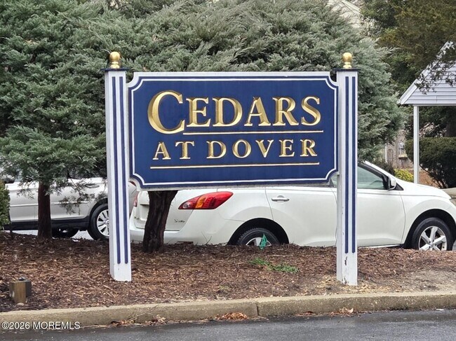 Building Photo - 20 Barnes Ln