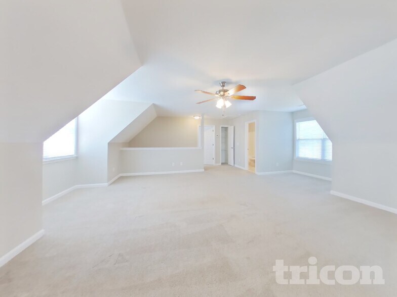 Building Photo - 2784 Aston Woods Ln