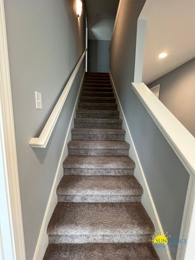 Building Photo - 162 Creve Core Dr