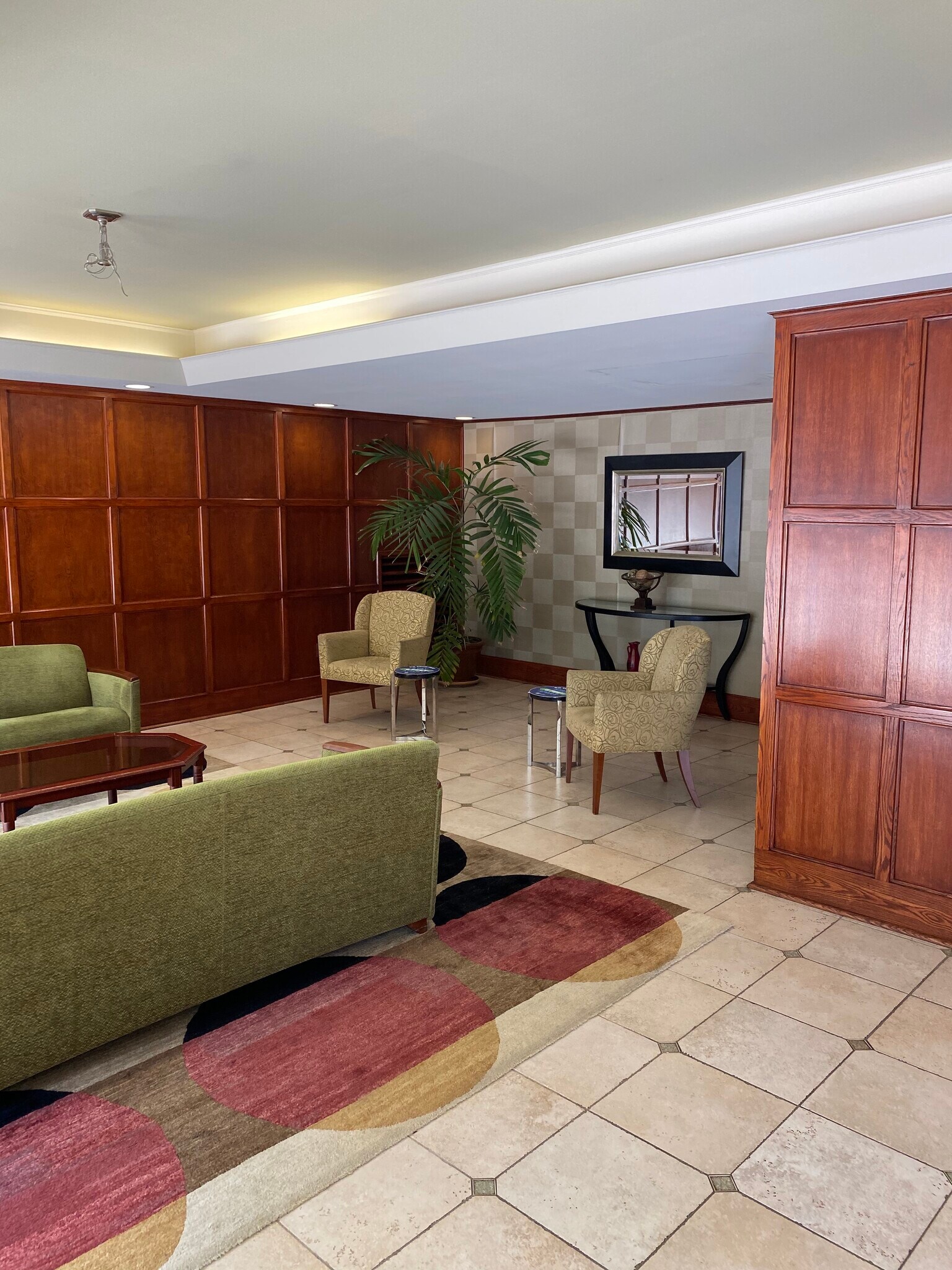 Building Photo - 922 24th St NW