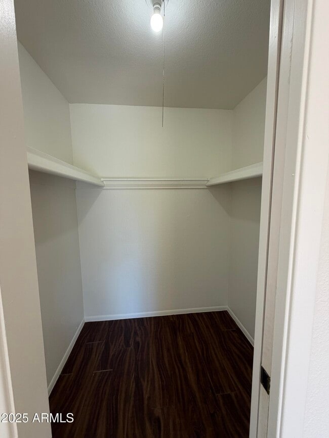 Building Photo - 1955 E Del Sur Dr