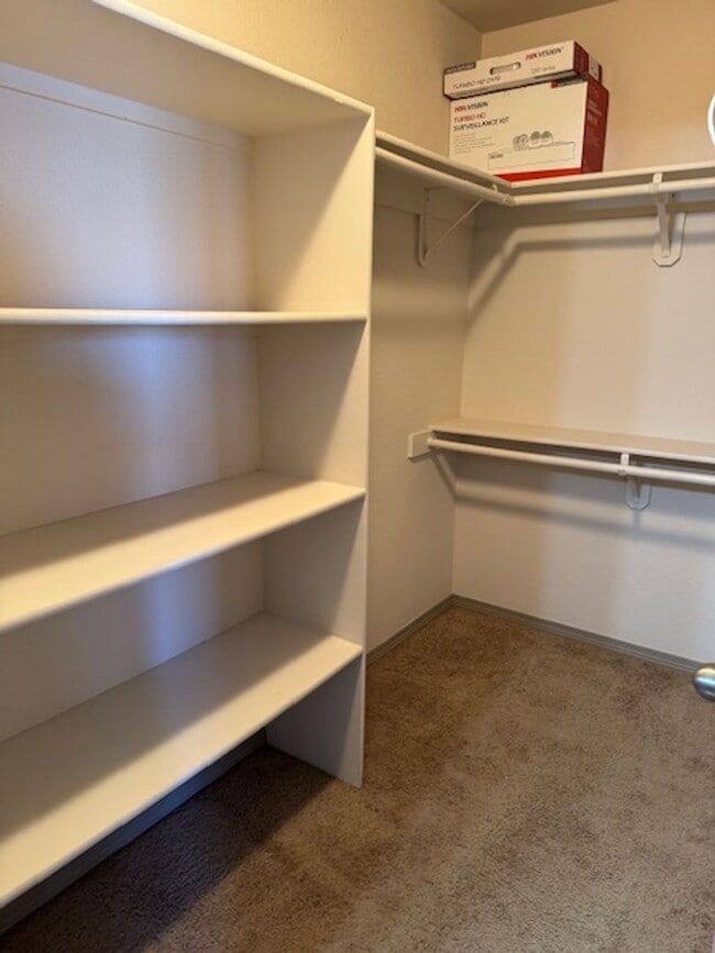 Building Photo - ALL PROSPECTIVE TENANTS MUST SUBMIT A $58 NON-REFUNDABLE APPLICATION FEE PER APPLICANT ONLINE AND...