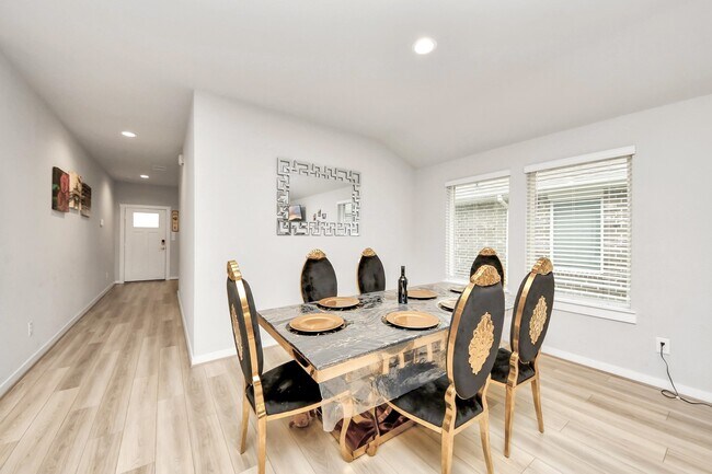 Building Photo - 18819 Allendale Frst Dr