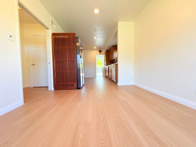 Building Photo - Stunning 4-Bedroom Home in Quiet North Hills