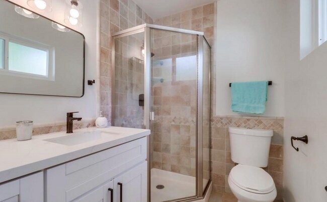 Building Photo - Beautiful upgraded home walking distance to SDSU