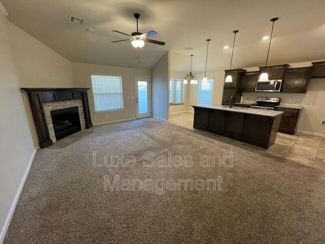 Building Photo - 9501 Ashford Dr