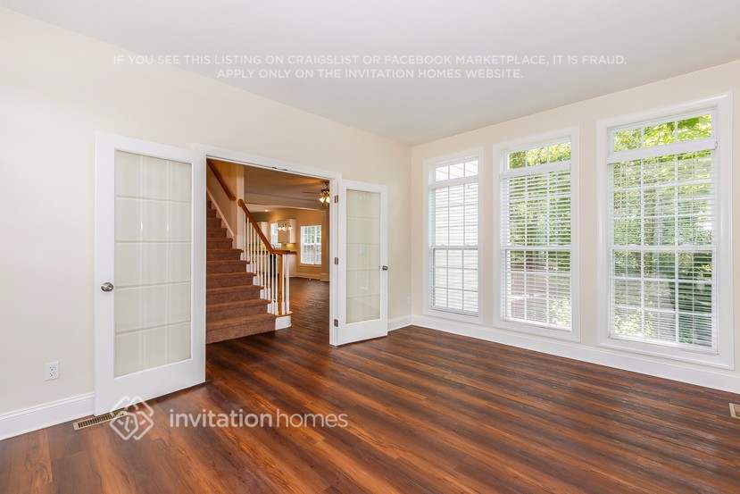 Building Photo - 14004 Ballantyne Meadows Dr