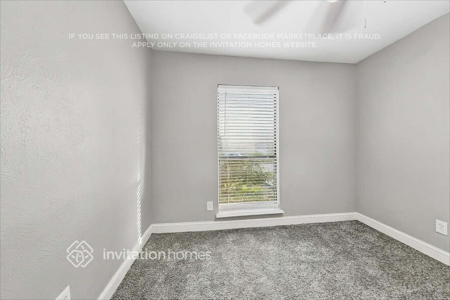 Building Photo - 9102 Millwood Dr