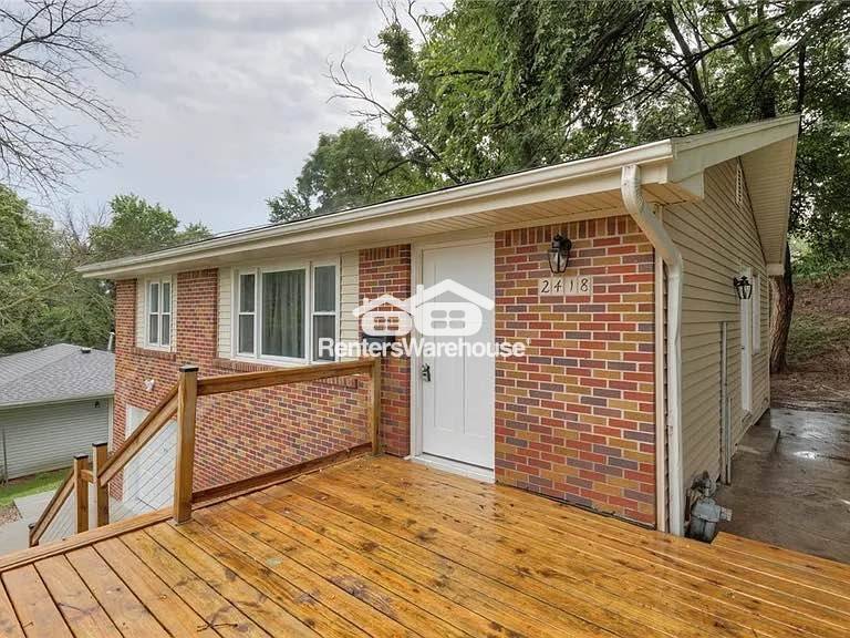 Building Photo - 2418 Boston Ave