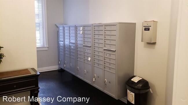 Building Photo - 1 br, 1 bath House - 1412 Willow Avenue, #47