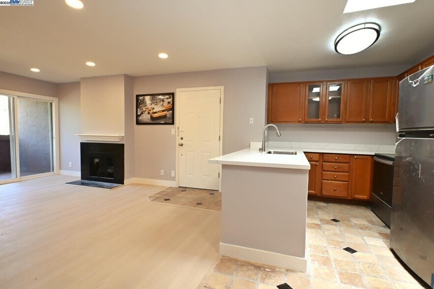 Building Photo - 420 Dempsey Rd