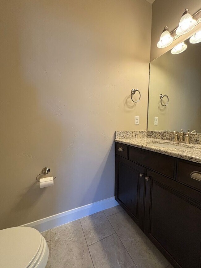 Building Photo - Beautiful 3 Bedroom Home - Casitas at Sienna Hills