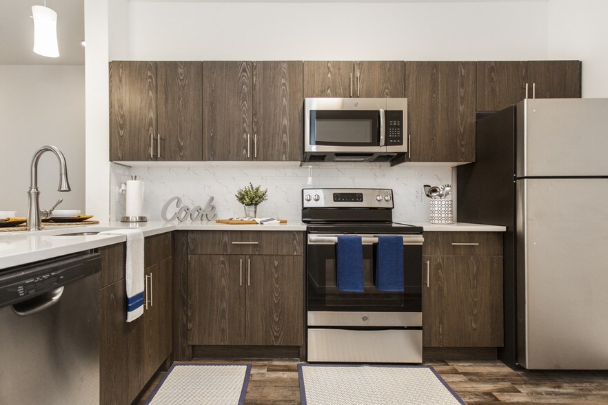 Building Photo - Lexington at Carteret