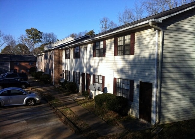 Building Photo - Whetstone Apartments