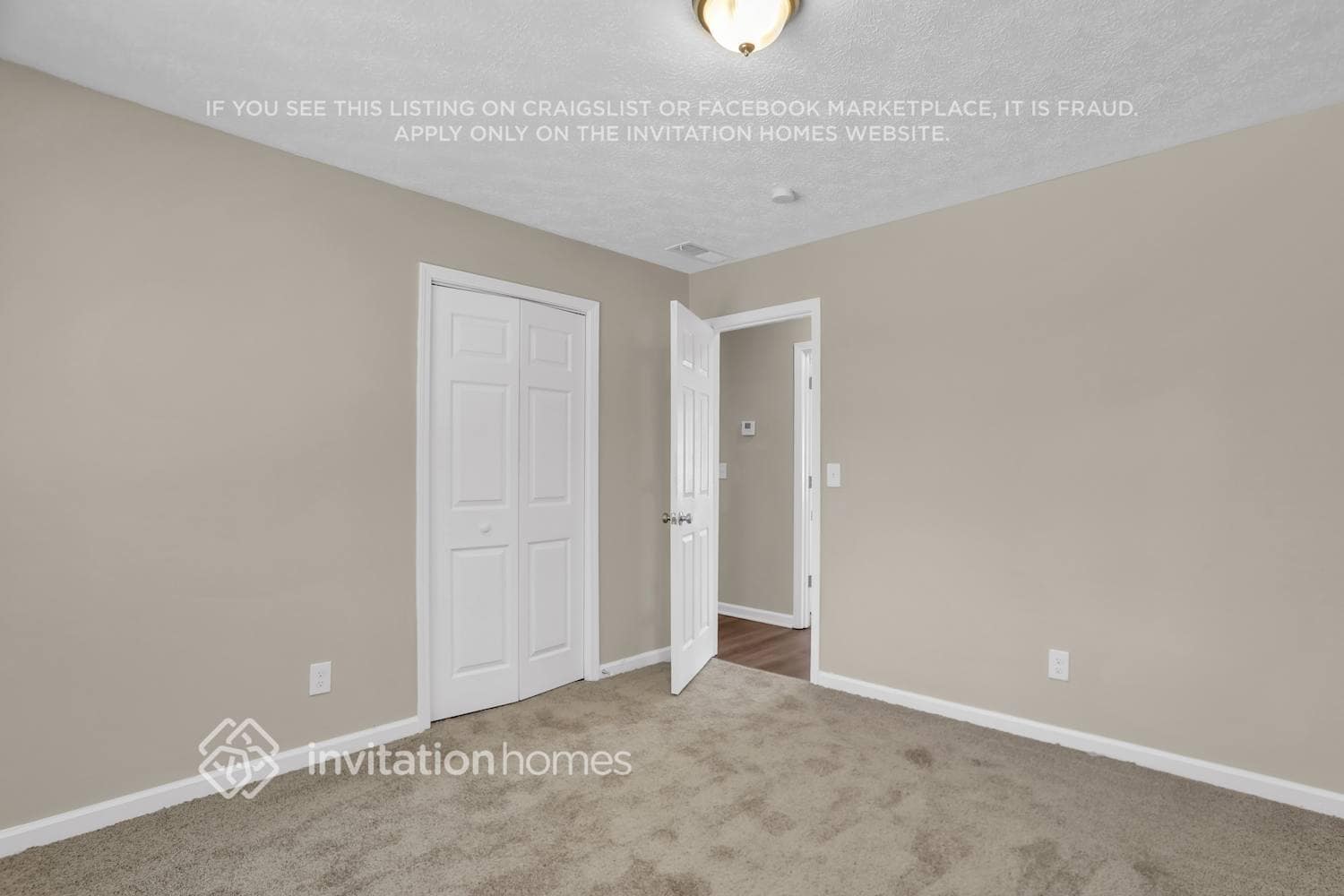 Building Photo - 4011 Colonial Dr SW