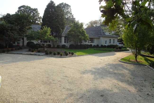 Primary Photo - 56 Barkers Island Rd