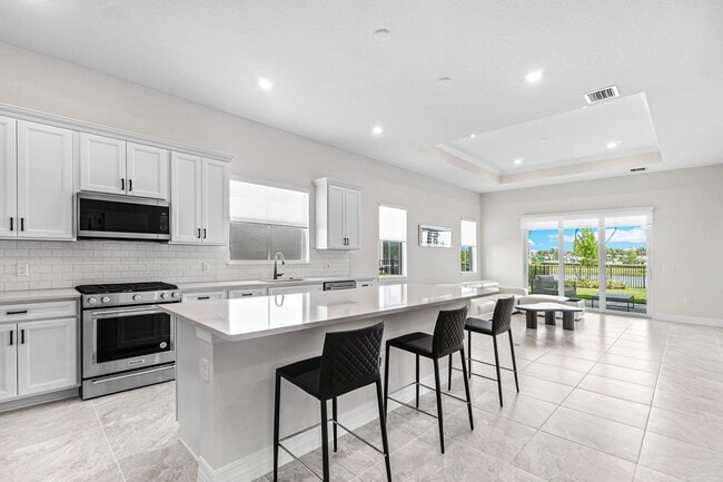 Primary Photo - 12325 Frontline Ln