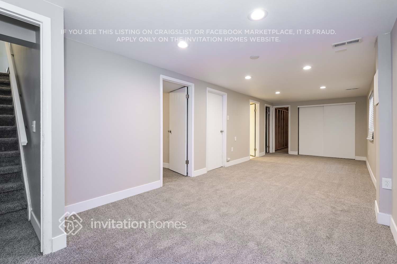 Building Photo - 10631 Queen St